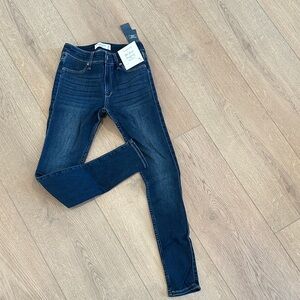Abercrombie & Fitch Dark Blue Skinny Jeans
